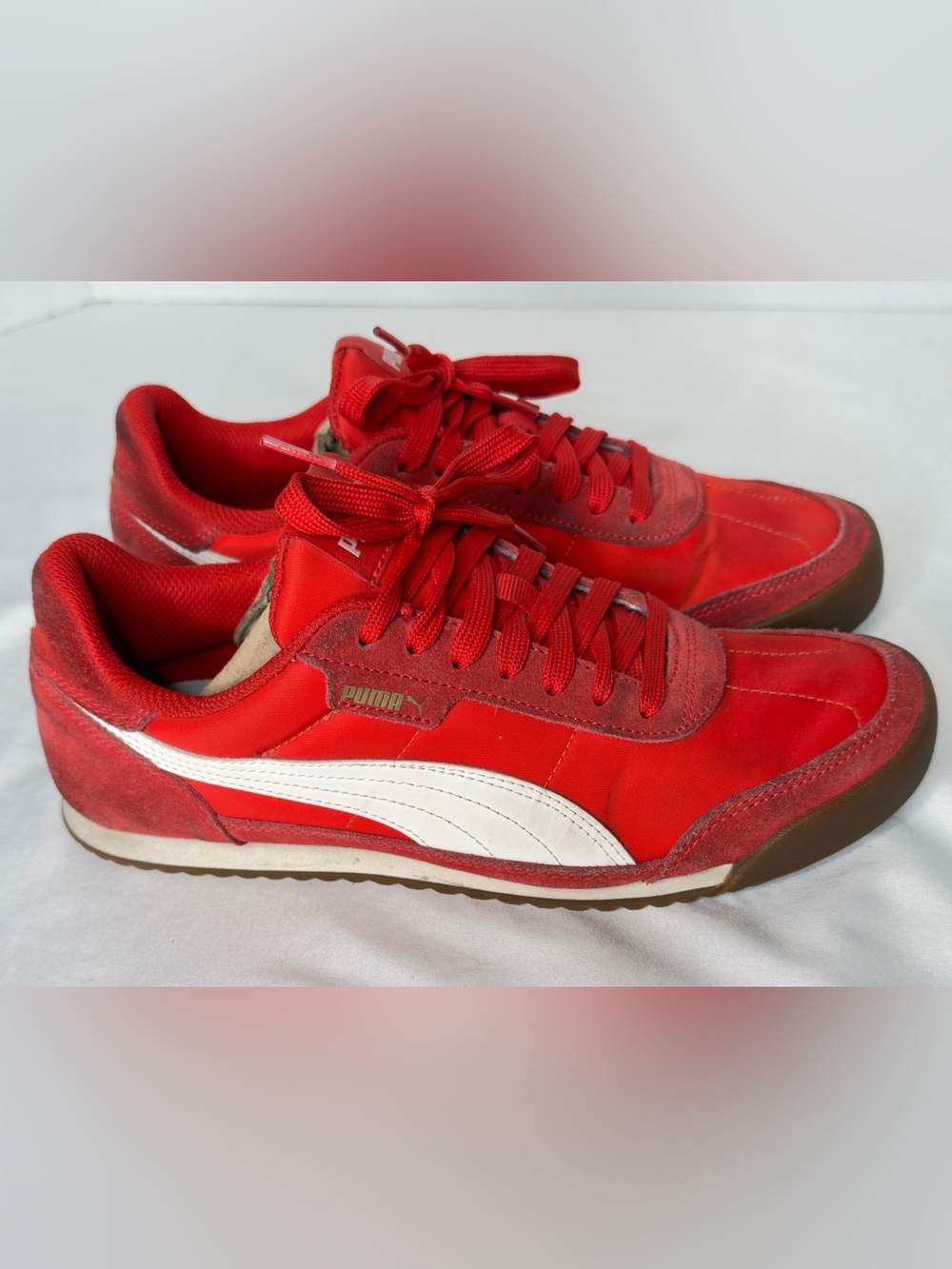 Puma Red Low-Top Sneakers with White Formstripe Womens Size 9 Vintage